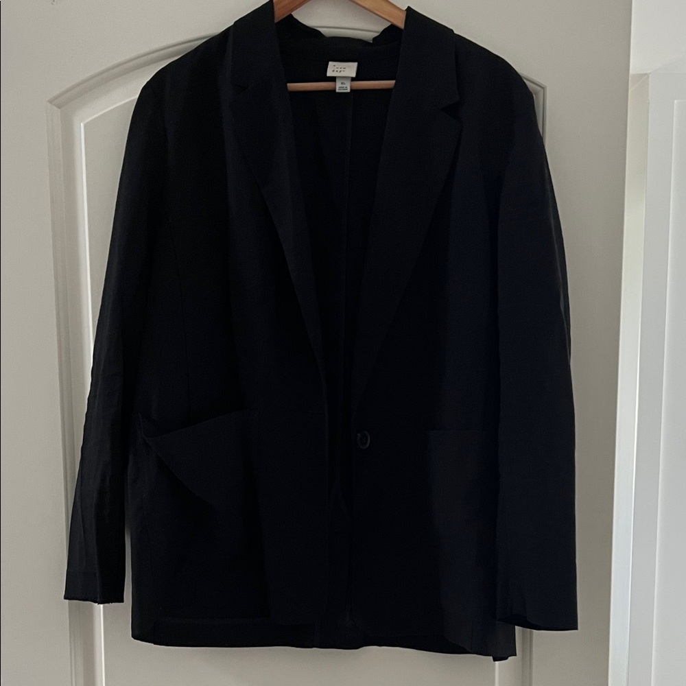 a new day - Women's Black Blazer